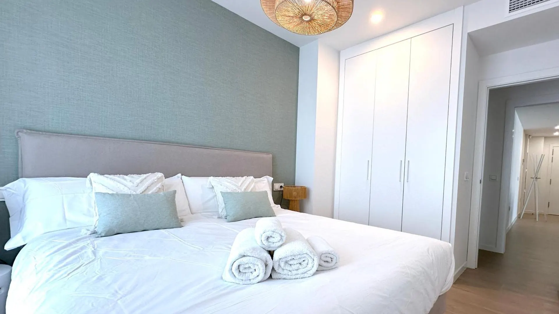 Breezy Bahia By Ginkgo Marbella Lejlighed Spanien