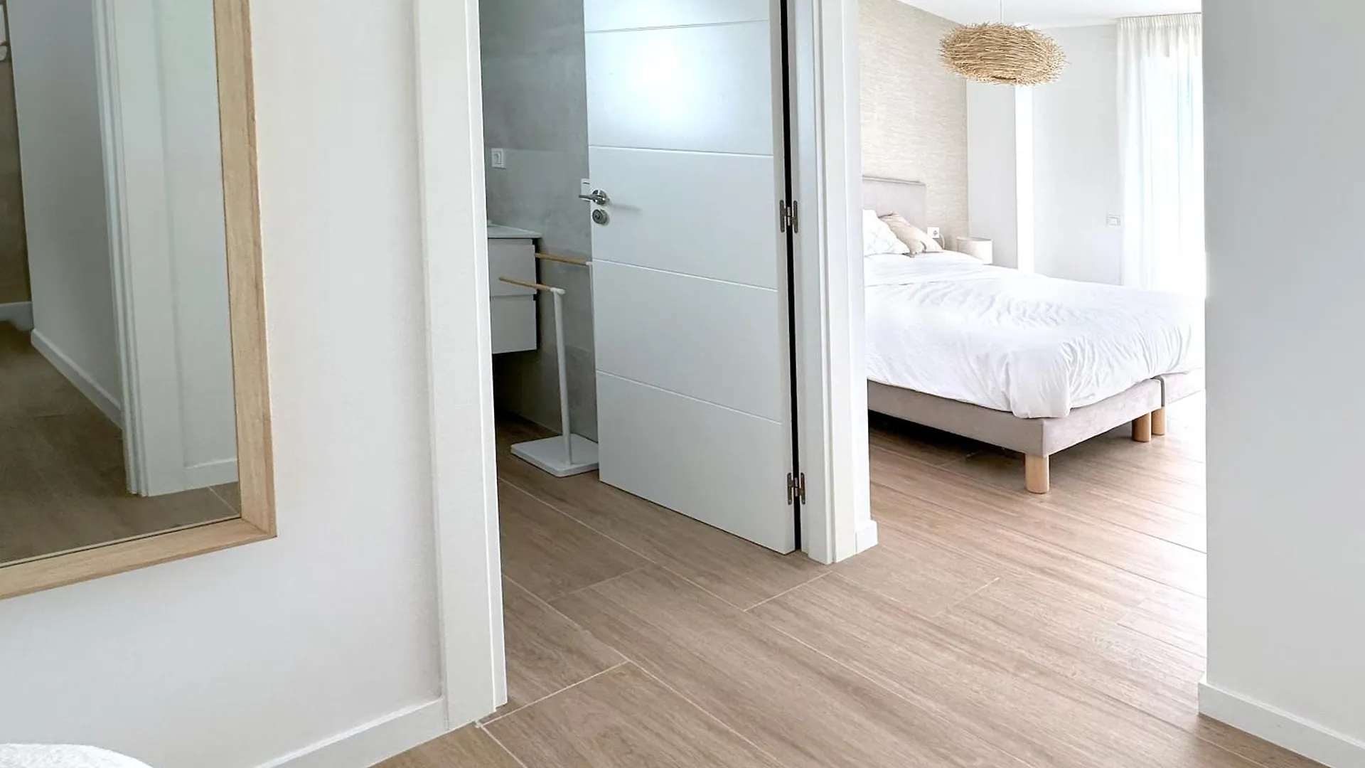 Breezy Bahia By Ginkgo Marbella Lejlighed