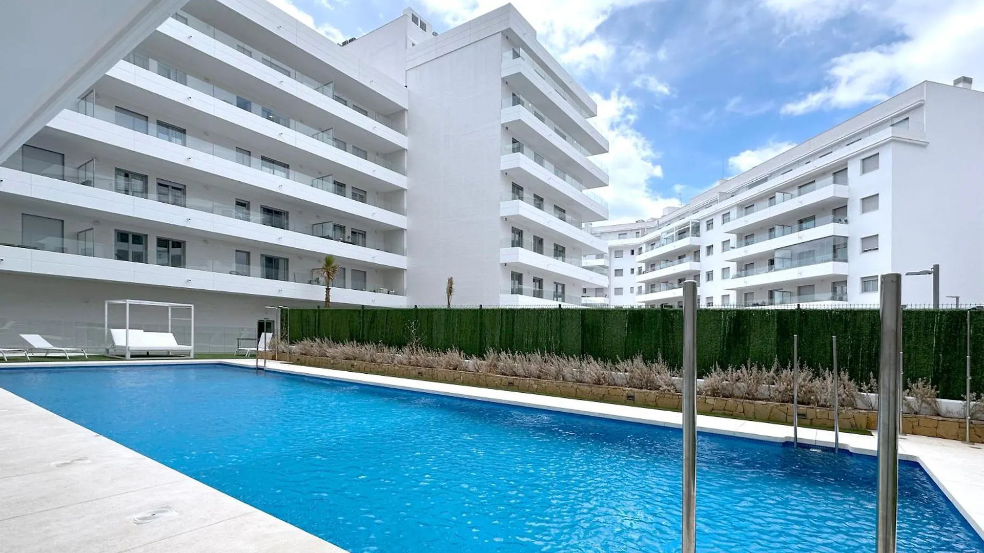 Breezy Bahia By Ginkgo Marbella Daire